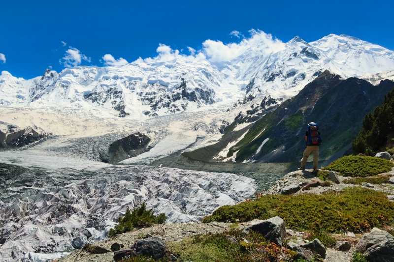 The awesome hiking possibilities is a good reason to travel to Pakistan