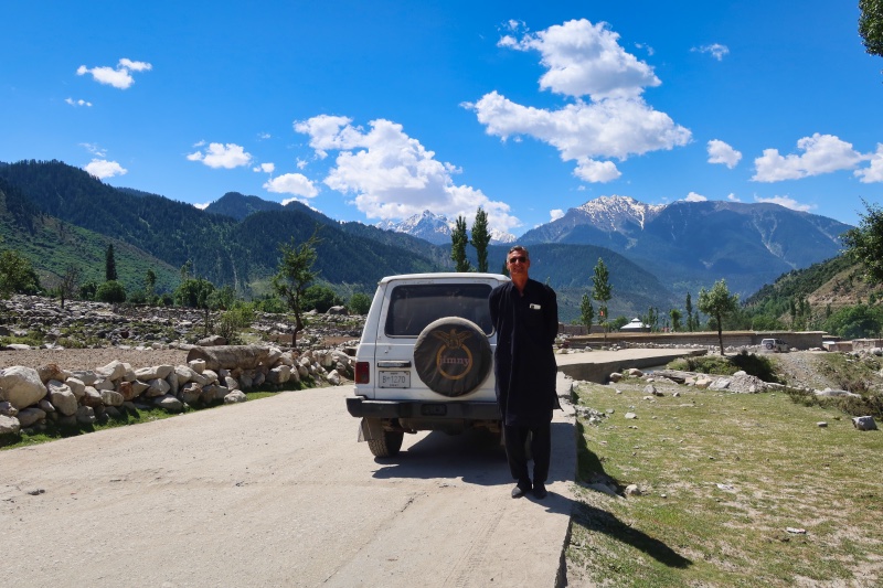 Man standing on the road near Jahaz Banda