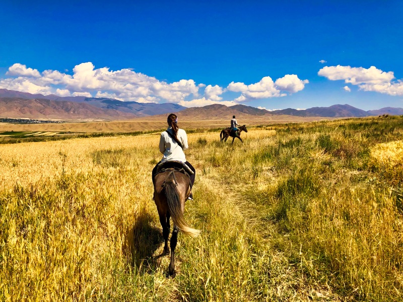 Horse Trekking in Beautiful Kyrgyzstan